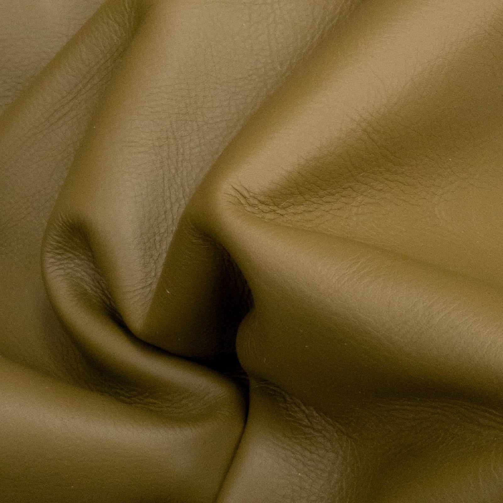 Carob Brown, 3-4 oz, 24-29 Sq Ft Average, Upholstery Sides,  | The Leather Guy