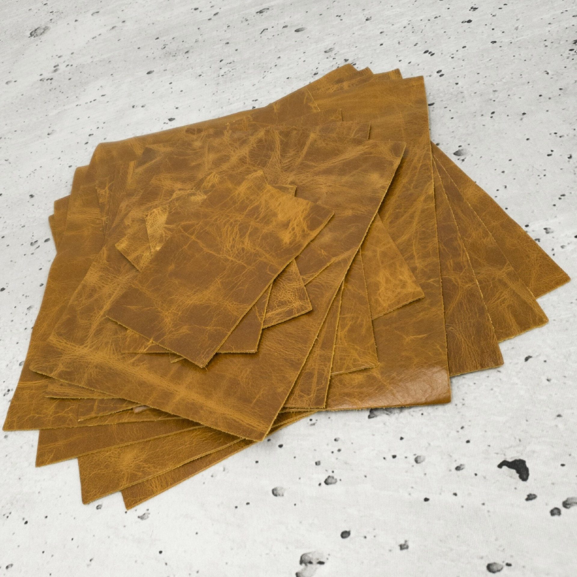 Angry Oak, 2.75-3oz, Limited Stock, Upholstery Precuts, | The Leather Guy