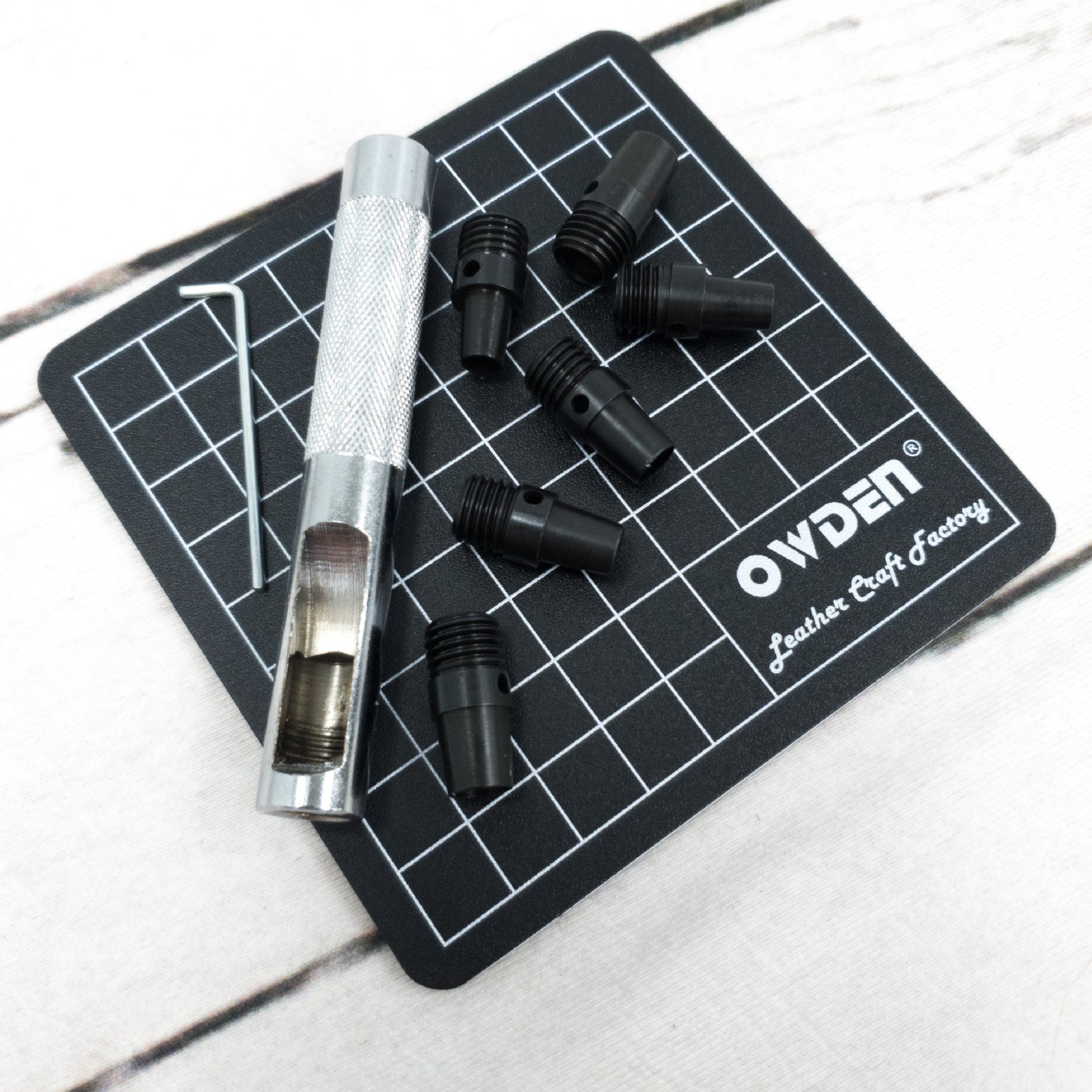 Heavy Duty Leather Hole Punch Set with Mini Mat, Mat / Maxi Punch Set | The Leather Guy