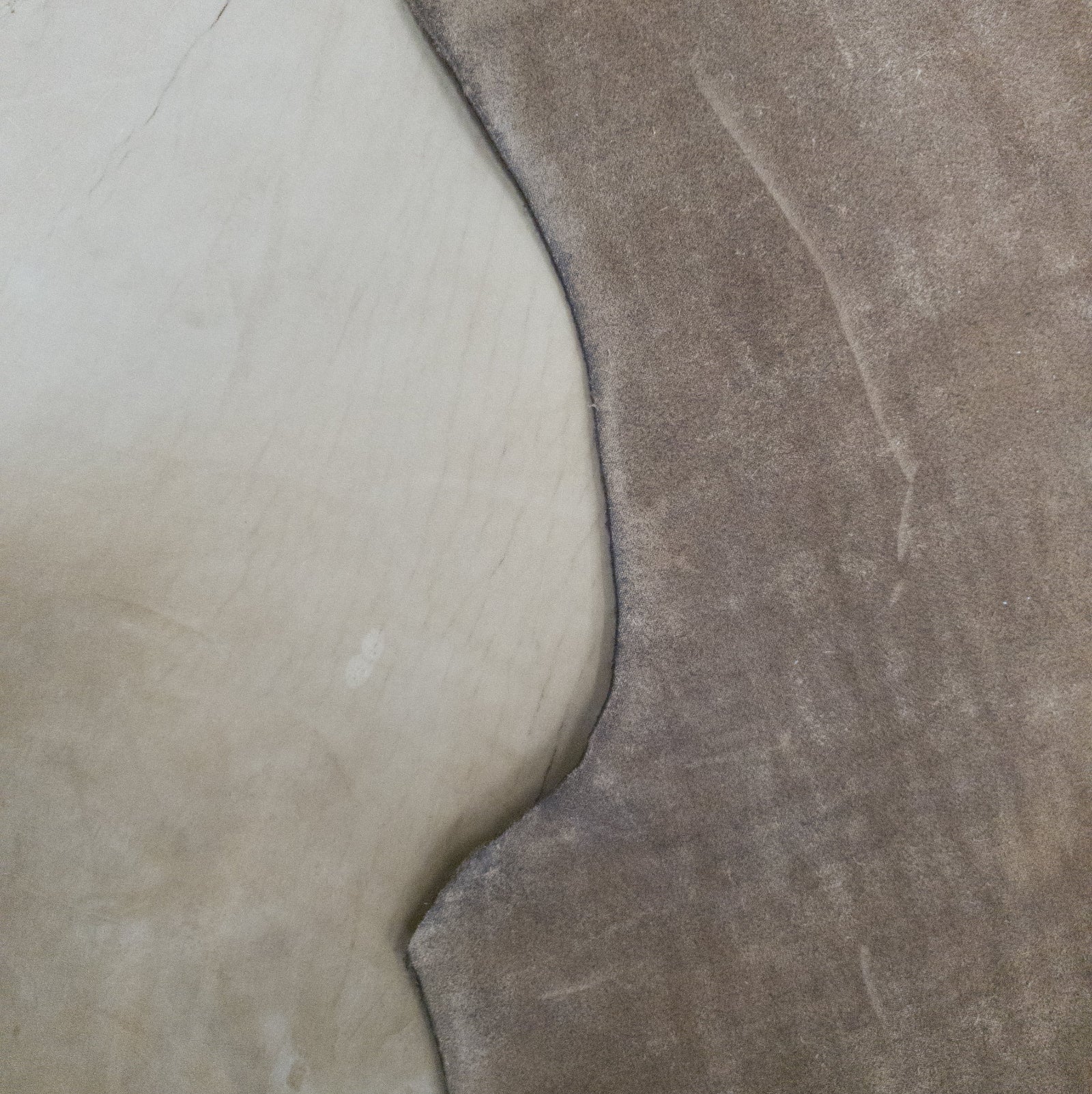 Heavy Light Brown Cowhide, 3 hand - 3 Sq Ft, 8-10 oz , Oil Tanned Remnant Bags, | The Leather Guy