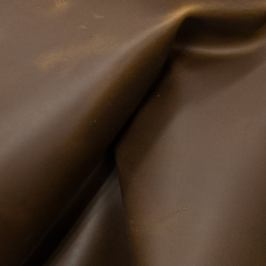 Pull Up Chrome Tan, 3-4 oz, Nonstock Pre-cuts, Light Mantle Brown / 4 x 6 | The Leather Guy