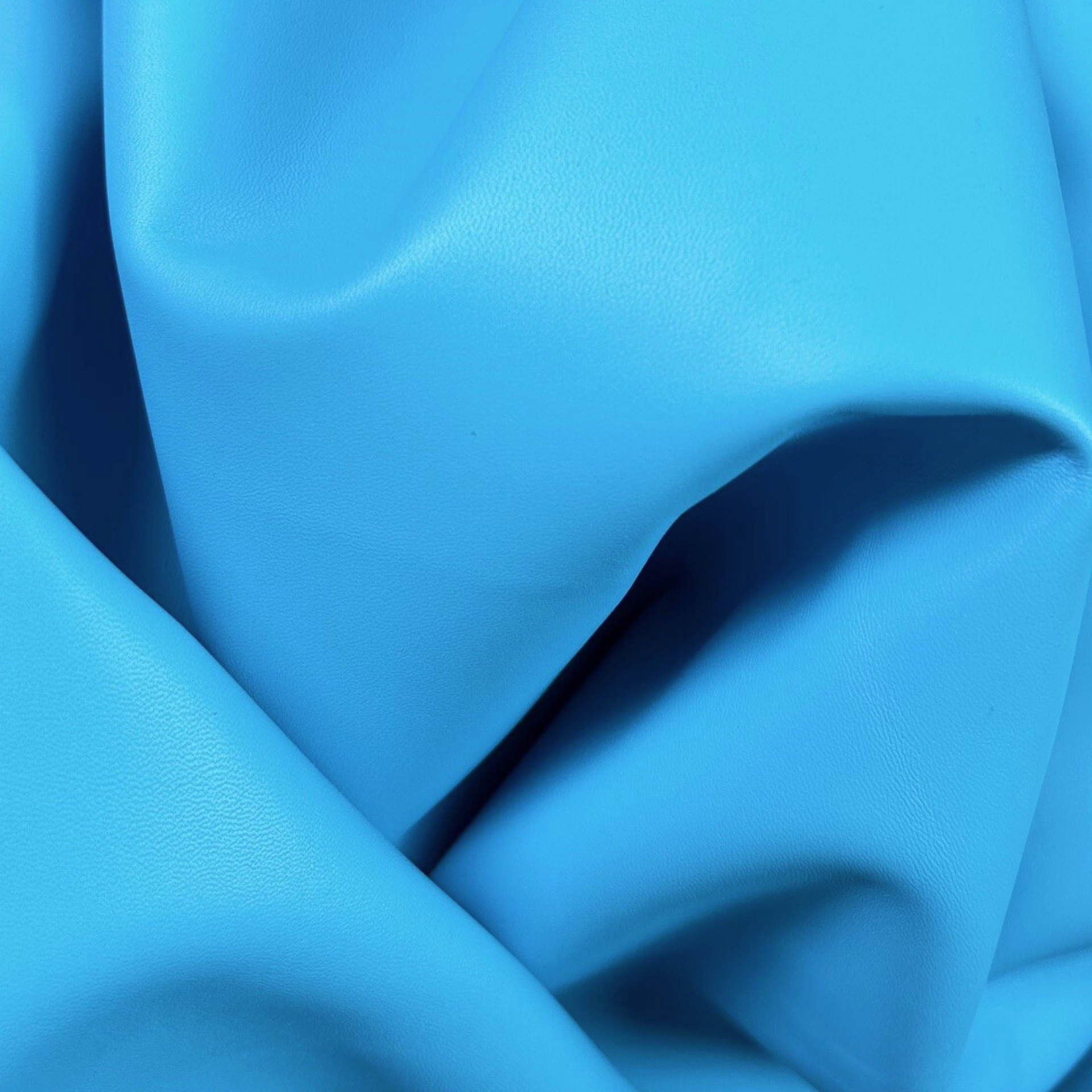 Blues, 3-8 Sq Ft, 2-3 oz, Lamb Hides, Light Blue / 5-6 / 2-3 oz (.8-1.2 MM) | The Leather Guy