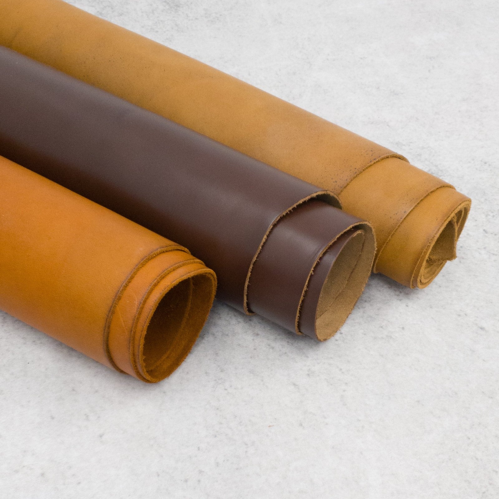Rustic Light - Medium Brown Oil Tan Side, 4-6 oz, 20-23 Sq Ft Average, | The Leather Guy