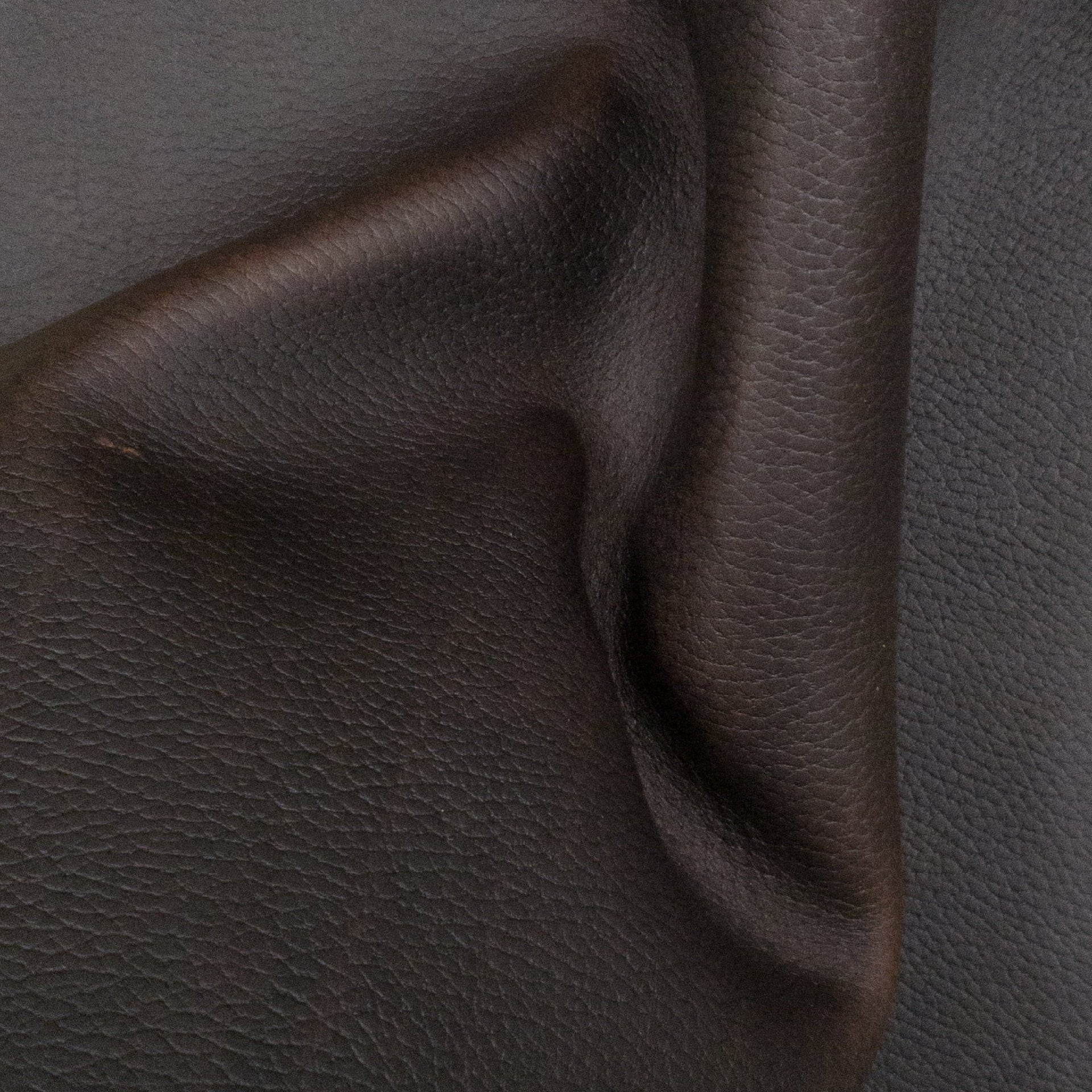 SB Foot Non-stock, Medium-Dark Brown Oil Tanned, Pre-cuts - Various Sizes, Worn Saddle (Chocolate) / 4 x 6 | The Leather Guy