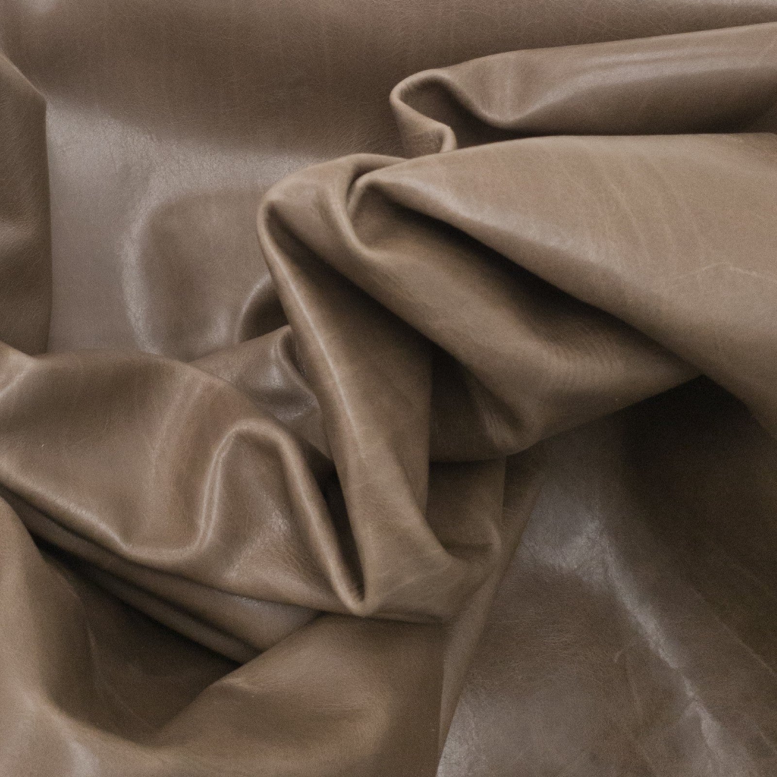Medium Browns, 3-10 Sq Ft, 1-3 oz, Lamb Hides, Antique Taupe / 7-8 / 1-2 oz (.4-.8 MM) | The Leather Guy