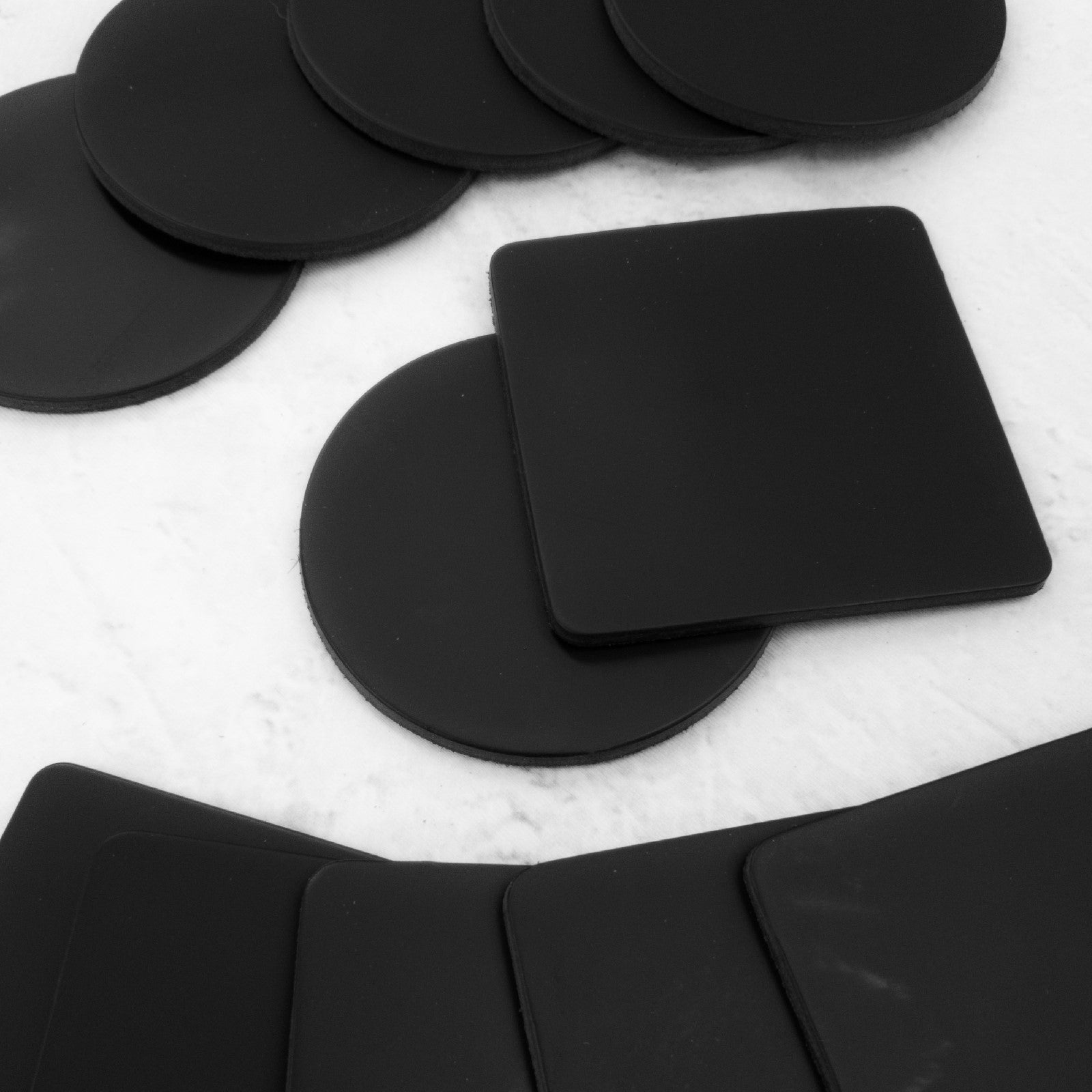 6 Pk Coaster Set - Satin Black Veg Tan - Thumbnail 2