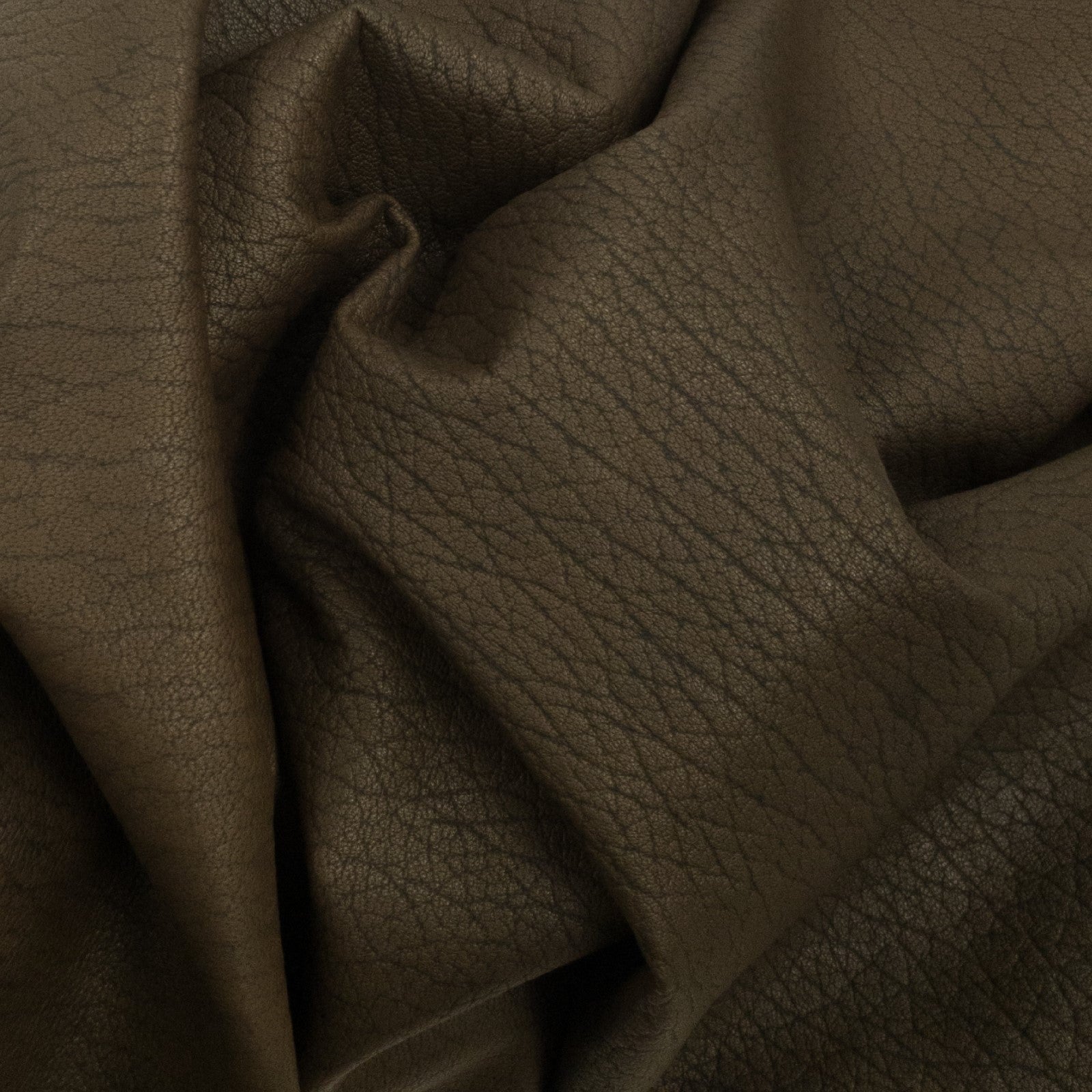Dark Browns, 3-10 Sq Ft, 1-3 oz, Lamb Hides, Low Grade Chocolate Crackle / 9-10 | The Leather Guy