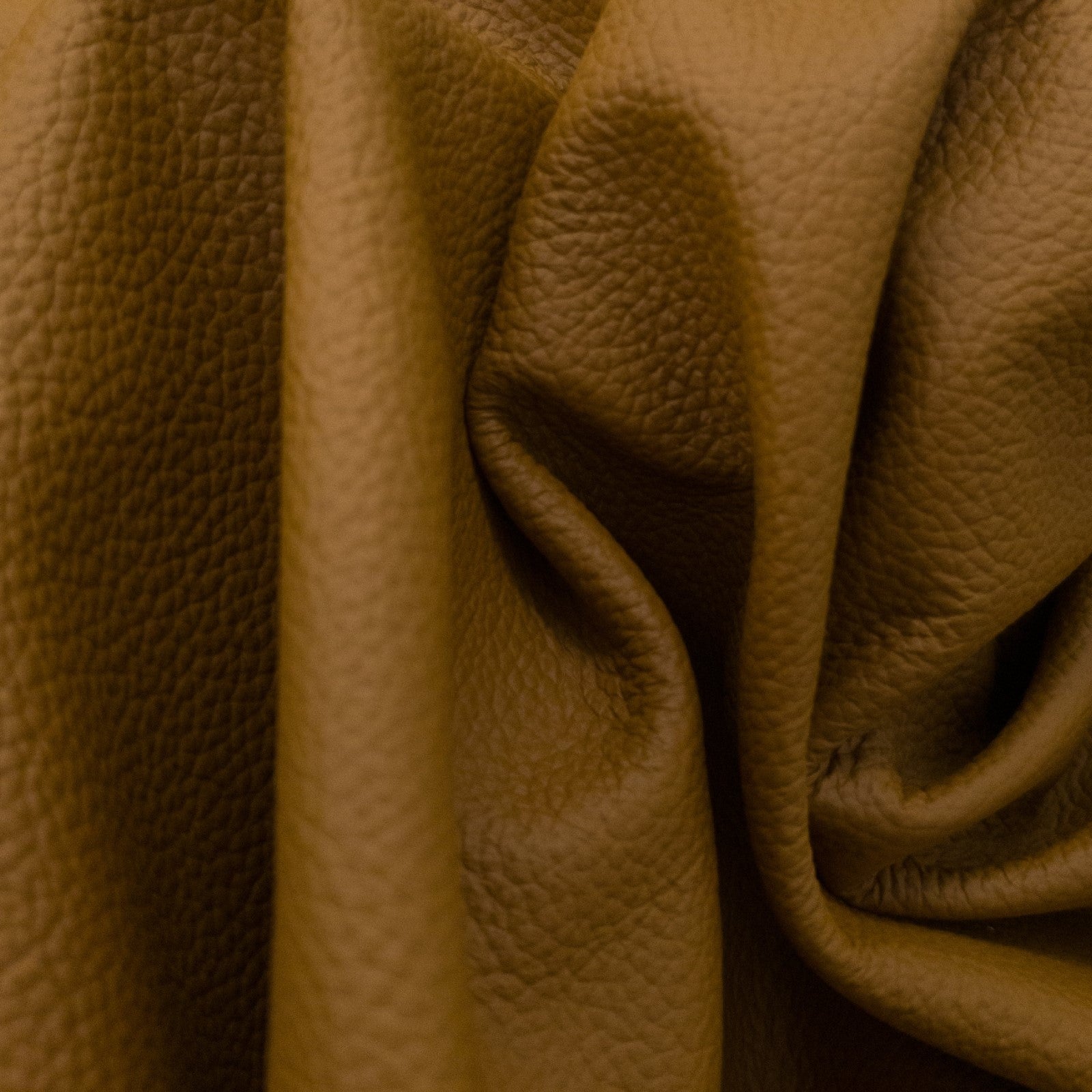 Sweet Caramel, 23-42 Sq Ft, 2.5-3 oz, Vital Upholstery Collection,  | The Leather Guy